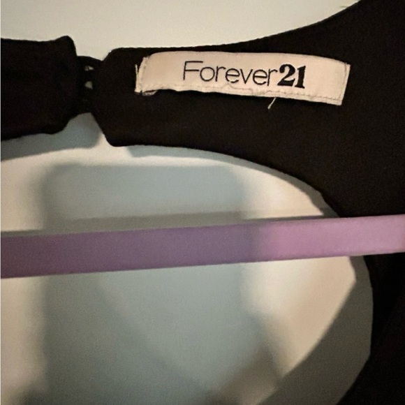 Vintage Forever 21. Flowy printed dress - Picture 4 of 9